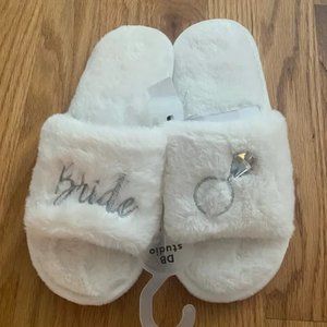NWT! DB Studios Bride Slippers (Size Medium 7/8)